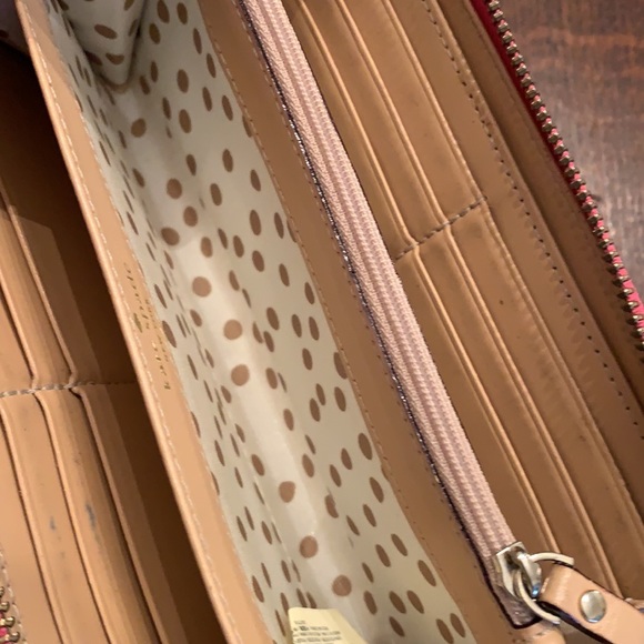 Kate Spade ♠️ Pink Zip Around Wallet EUC! - Picture 10 of 10